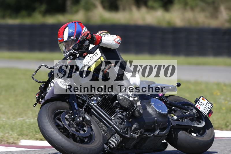 /Archiv-2025/48 25.08.2025 Cornu Master School ADR/gruen-vert/0